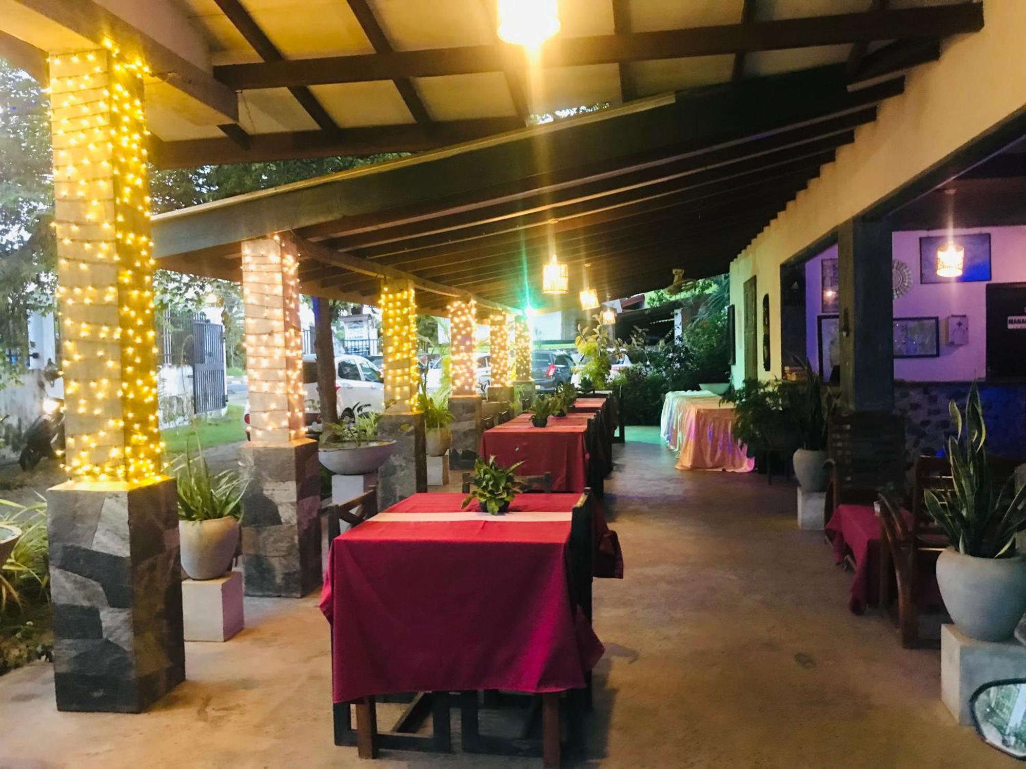 Manel Guest House Polonnaruwa Bagian luar foto