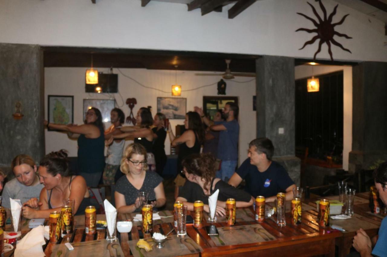 Manel Guest House Polonnaruwa Bagian luar foto